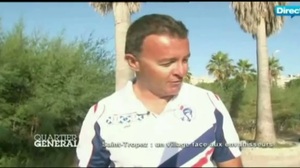 Cours de petanque à St Tropez ,place des lices