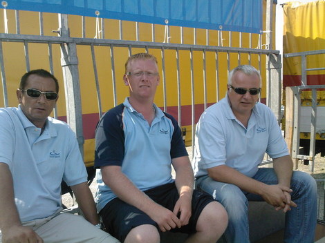 pause pour Roger Laurot Sebastien Coquelle Laurent Blanchet pause pour Roger Laurot Sebastien Coquelle Laurent Blanchet