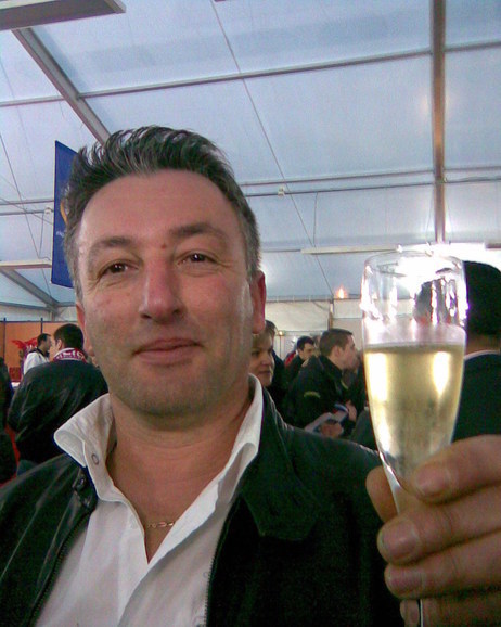 tu les aimes les bulles hein!!!!!!!!!!!!!!!!!!! tu les aimes les bulles hein!!!!!!!!!!!!!!!!!!!