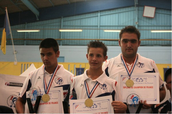 champion de France juniors  Roger Mathieu Rocher Gueven Moureaux Fontan Viannay (64)