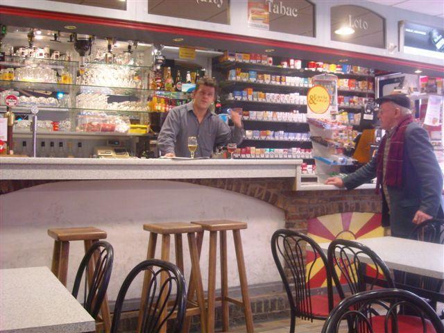 un patron ,en plein travail un patron ,en plein travail