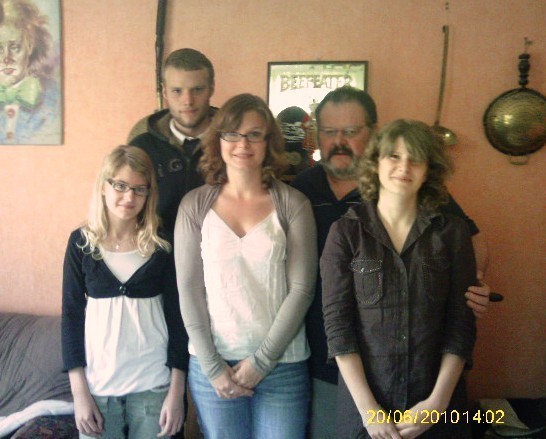 SUZIE ,FANNY, JESSIE ,GARY et papa GUYTOU lol