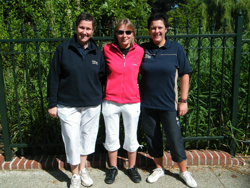 bisous les filles bisous les filles