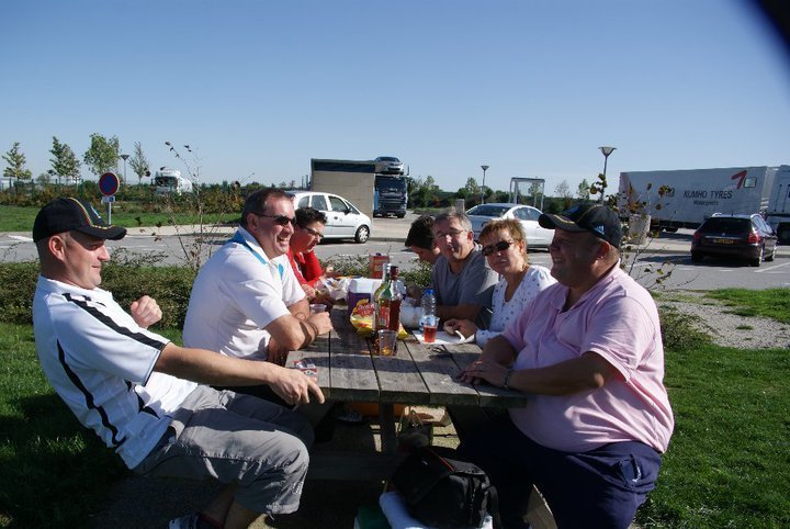 A la votre , reçu message par sms lol A la votre , reçu message par sms lol