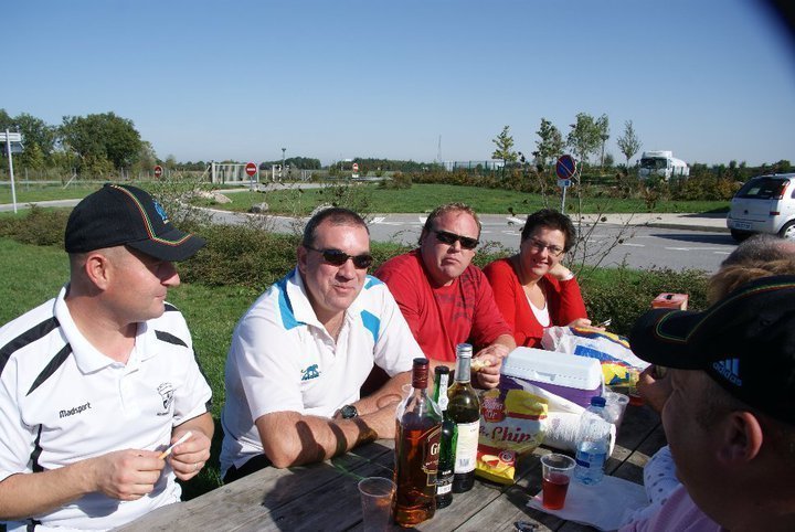 Petite pose entre Burbure62 et Parthenay 79 Petite pose entre Burbure62 et Parthenay 79