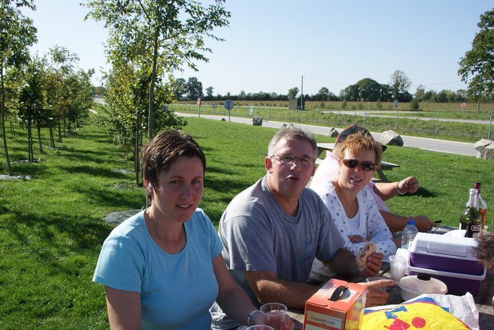 Petite pose entre Burbure62 et Parthenay 79 Petite pose entre Burbure62 et Parthenay 79