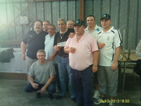 enfin , arrivée à Parthenay  rencontre des amis vendéens de guytou lol enfin , arrivée à Parthenay  rencontre des amis vendéens de guytou lol