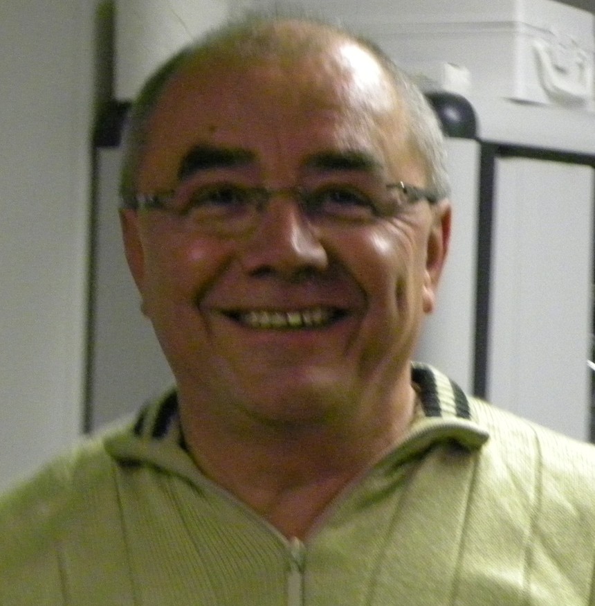 José