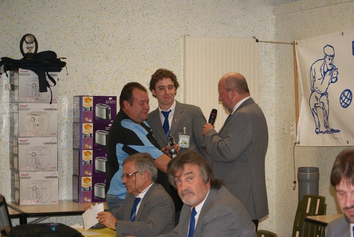 notre pilou récompensé ,meilleur ? notre pilou récompensé ,meilleur ?