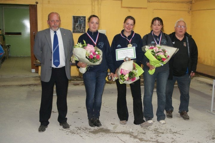 bon voyage à Fos sur Mer Dubois Chimene Amandine Jasinski Bouchez Magalie (Noeux les Mines) bon voyage à Fos sur Mer Dubois Chimene Amandine Jasinski Bouchez Magalie (Noeux les Mines)