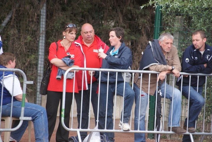 Sylvia en pleine discussion