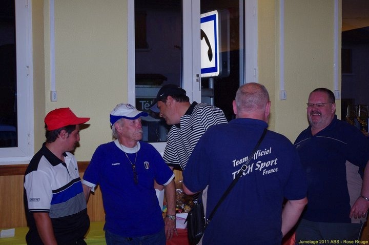 du lourd , le team mdr,mais nous on porte lol du lourd , le team mdr,mais nous on porte lol