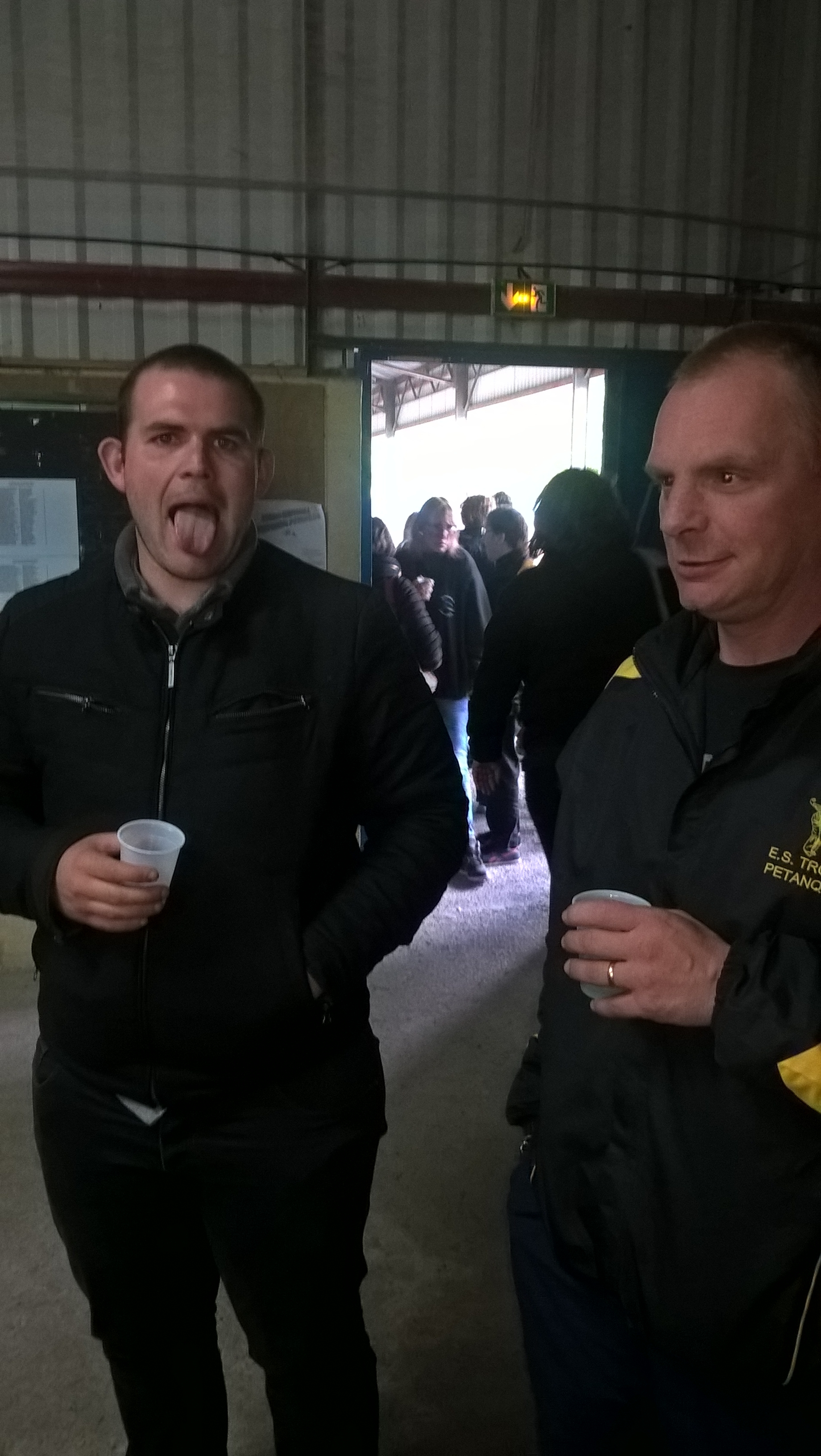 les supporters de ces dames à l'apéro bien sur !!