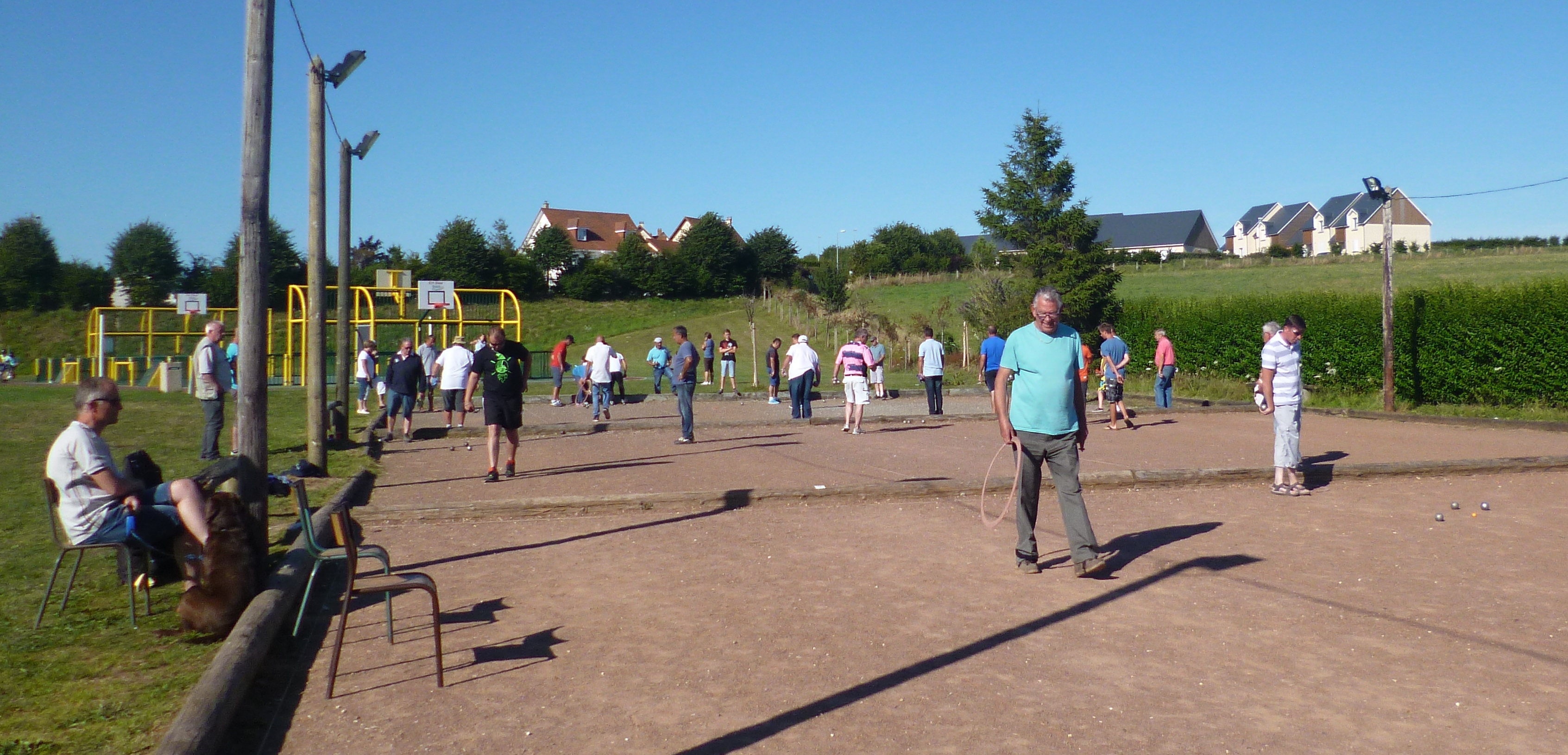 Ambiance Familiale aux ouverts à tous de Juillet