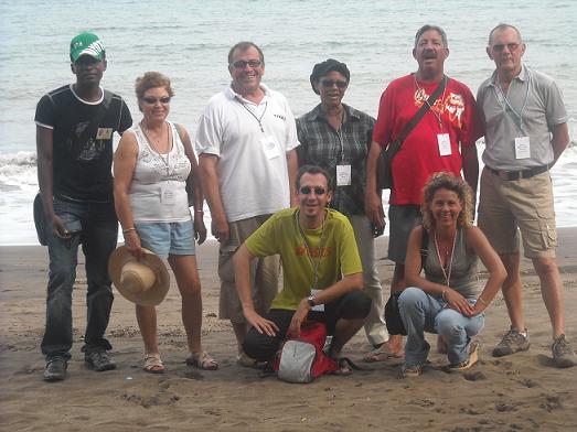 La délégation de l'USCES accompagné du guide Zaïdou, plage d'Hiloni