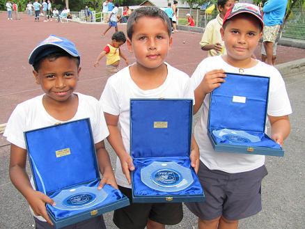 CHAMPION DE LA REUNION TRIPLETTE DANS LA CATEGORIE BENJAMIN