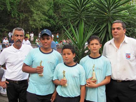 VICE CHAMPION DE LA REUNION DANS LA CATEGORIE MINIME