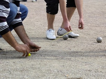 JOUR J - 8 JOUR J - 8