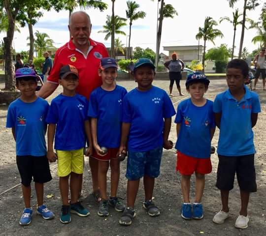 Les 2 équipes benjamines en finale (photo de Marthe Lauret)