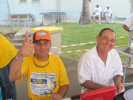 MERCI JO ET GILBERT POUR VOTRE SOUTIEN MERCI JO ET GILBERT POUR VOTRE SOUTIEN