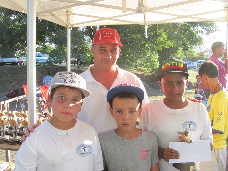 Aymeric Caro et Alexandre Clain (accompagné du jeune Marvin Maillot du club du Tévelave)  Vice Champions 2014