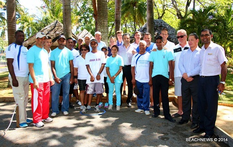 Photo souvenir pour les champions avec tout le staff du Shandrani et les participants à l’animation