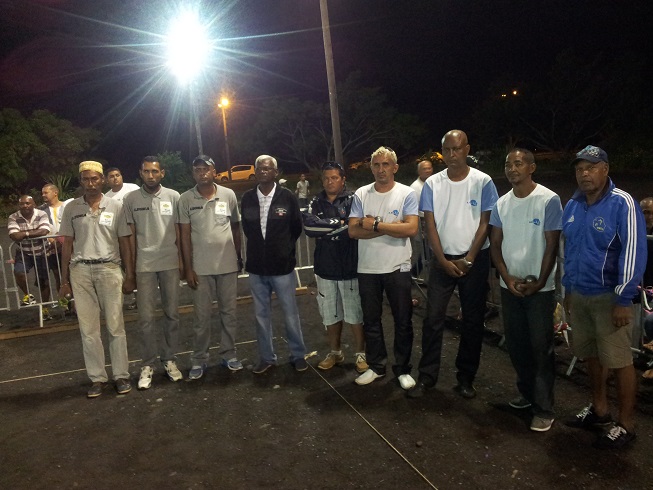 Présentations des équipes finalistes Présentations des équipes finalistes