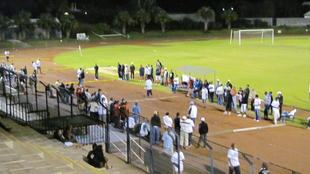 Débuts des parties en nocturne dans le stade Débuts des parties en nocturne dans le stade