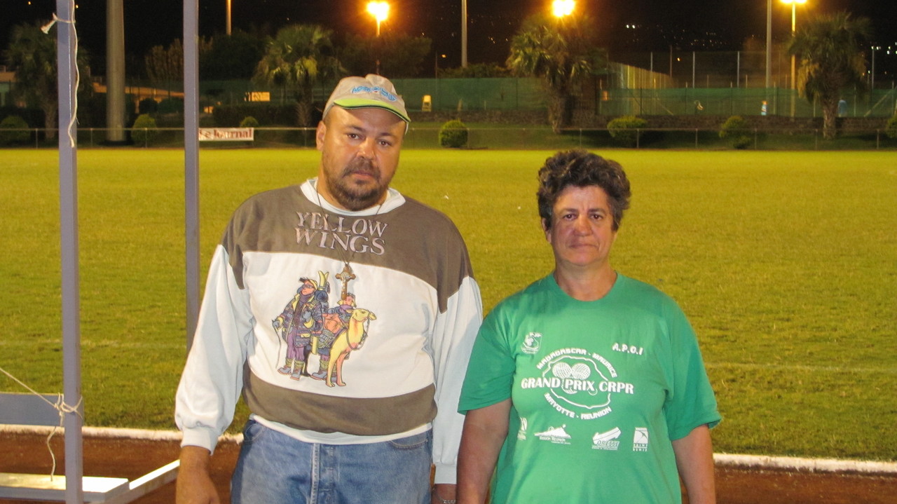 Gilbert et Mme Robert Suzette Gilbert et Mme Robert Suzette