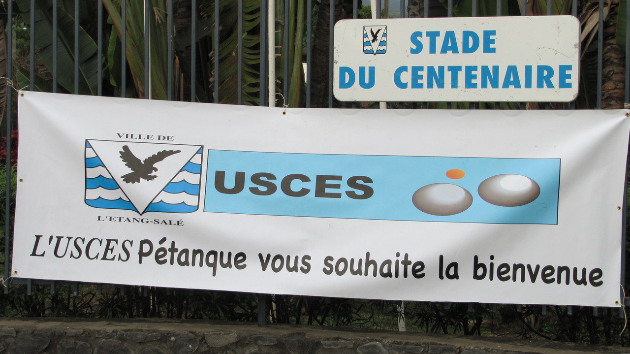 La banderole de bienvenue de l'USCES