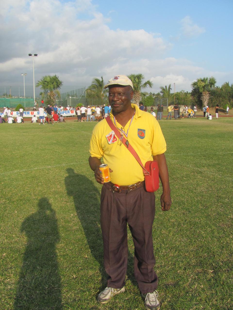 Dédé l'arbitre officiel du Grand Prix