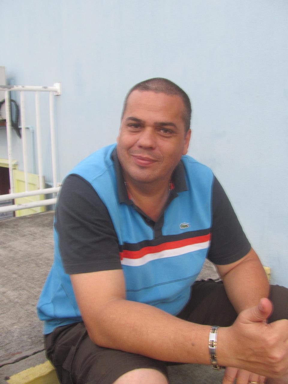 Le Président du Comité garde toujours le sourire même après une défaite! Le Président du Comité garde toujours le sourire même après une défaite!