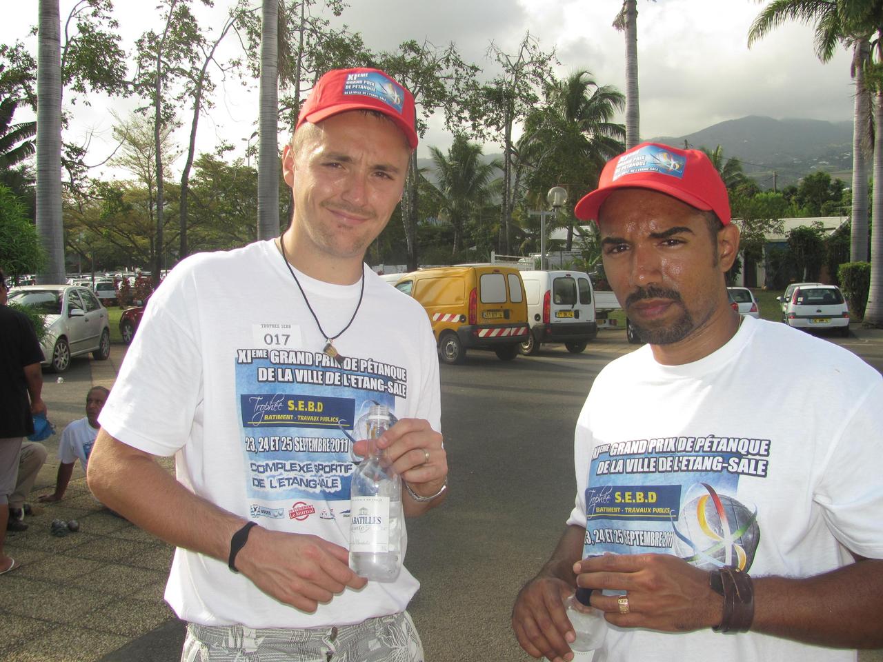 Un zoreil réunionnais et un réunionnais zoreil!! Un zoreil réunionnais et un réunionnais zoreil!!