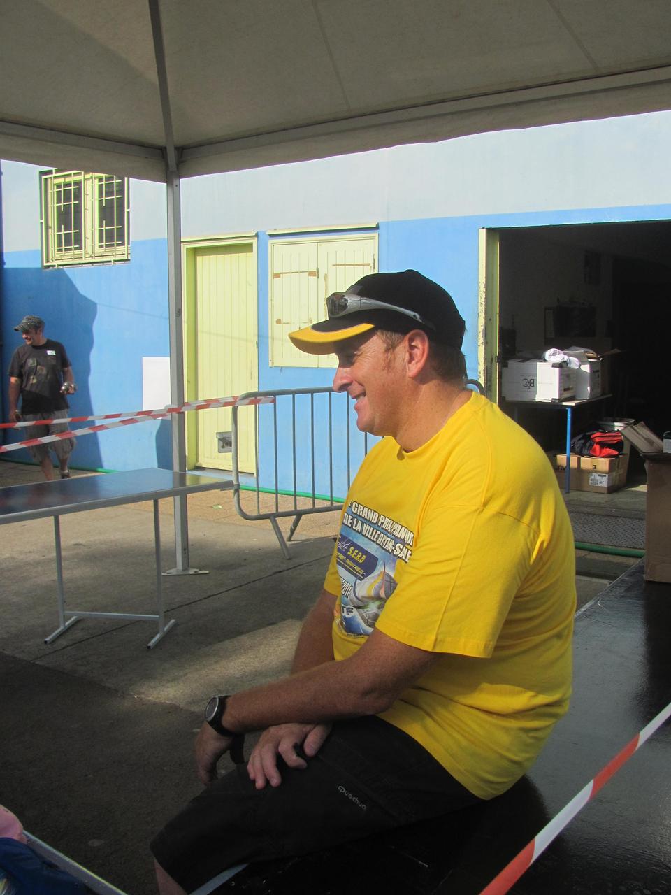 Pause après la distribution des tee-shirts Pause après la distribution des tee-shirts