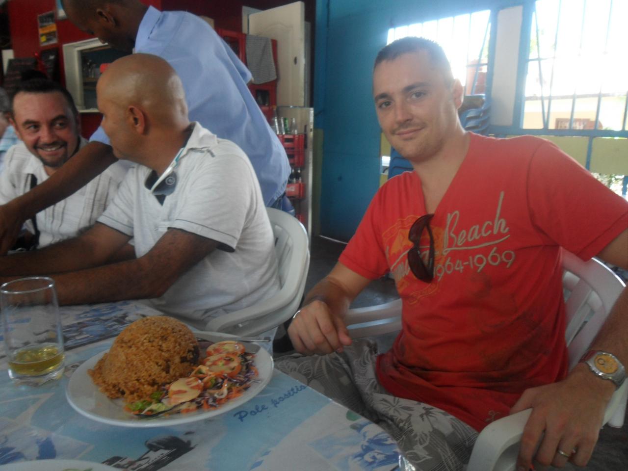 Plat typique mahorais pour le déjeuner Plat typique mahorais pour le déjeuner