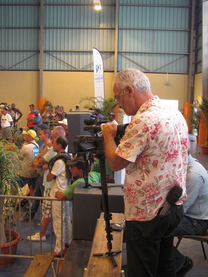 Présence de Télé Réunion, super! Présence de Télé Réunion, super!