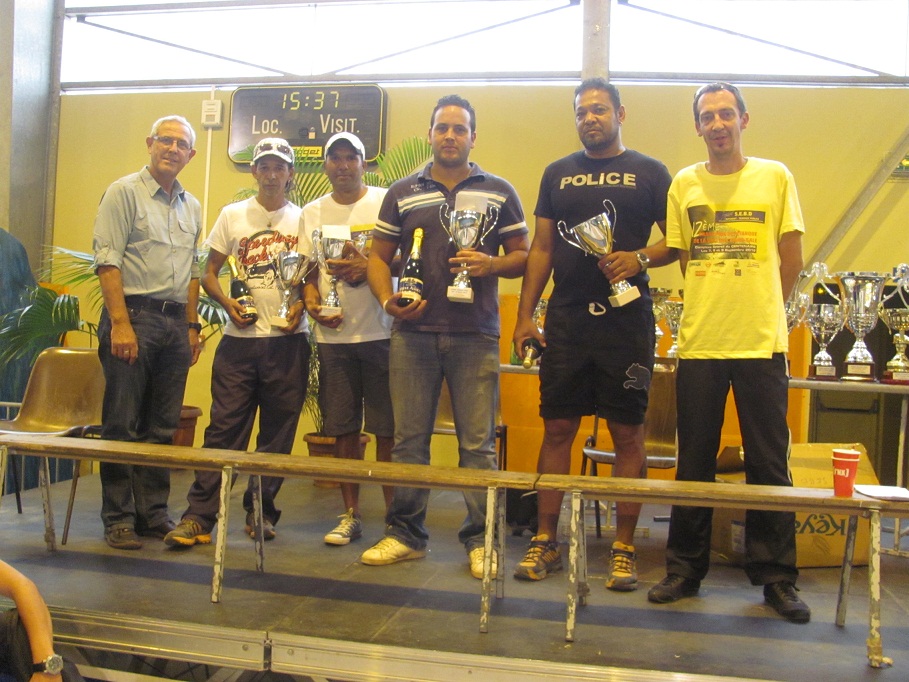 Les demi-finalistes du Grand PrixJean-Bernard Dalleau/Henri-Fred Paravenan et Nicolas Chamand/René-Guy Tolar Les demi-finalistes du Grand PrixJean-Bernard Dalleau/Henri-Fred Paravenan et Nicolas Chamand/René-Guy Tolar