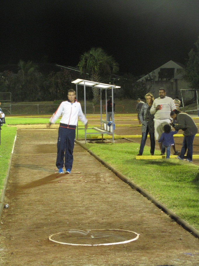 Dylan Rocher au tir de précision Dylan Rocher au tir de précision