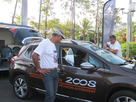 Le stand Peugeot partenaire du Grand Prix Le stand Peugeot partenaire du Grand Prix