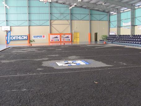 Le gymnase enfin prêt à accueillir les boulistes Le gymnase enfin prêt à accueillir les boulistes