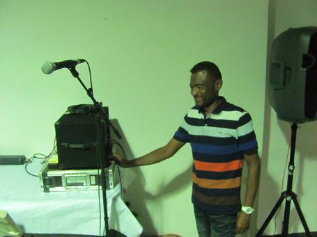 L'indétrônable Guibert Incana à la sono! L'indétrônable Guibert Incana à la sono!