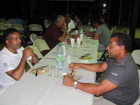 Repas inaugural avec les arbitres