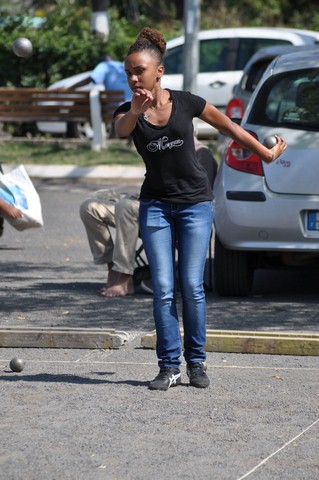 C'est agréable la pétanque! C'est agréable la pétanque!