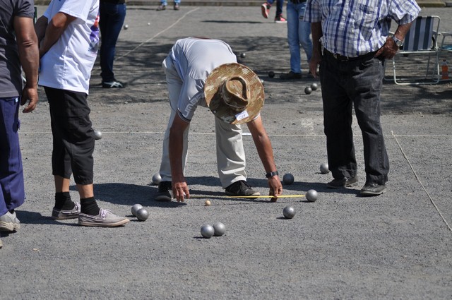 On mesure au millimètre près! On mesure au millimètre près!