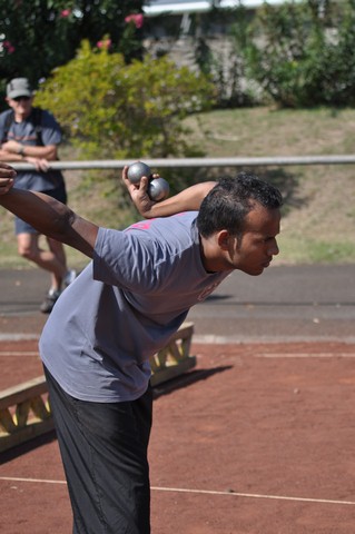 Quelques parties encore sur la piste d'athlétisme Quelques parties encore sur la piste d'athlétisme