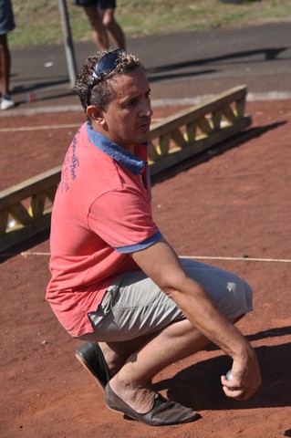 Quelques parties encore sur la piste d'athlétisme Quelques parties encore sur la piste d'athlétisme