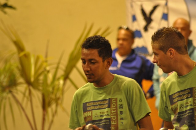 Le Champion et Vice Champion de France tête à tête 2014 jouent ensemble!!!! Le Champion et Vice Champion de France tête à tête 2014 jouent ensemble!!!!