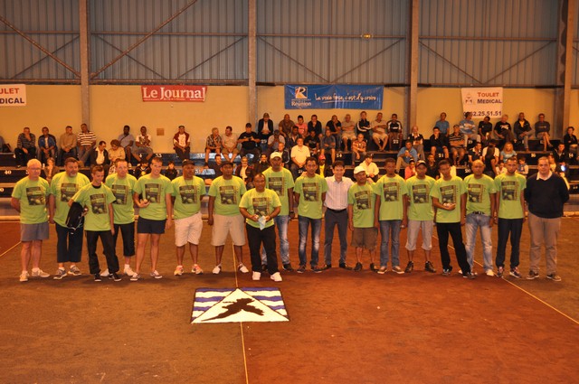 Présentation des équipes au public Présentation des équipes au public