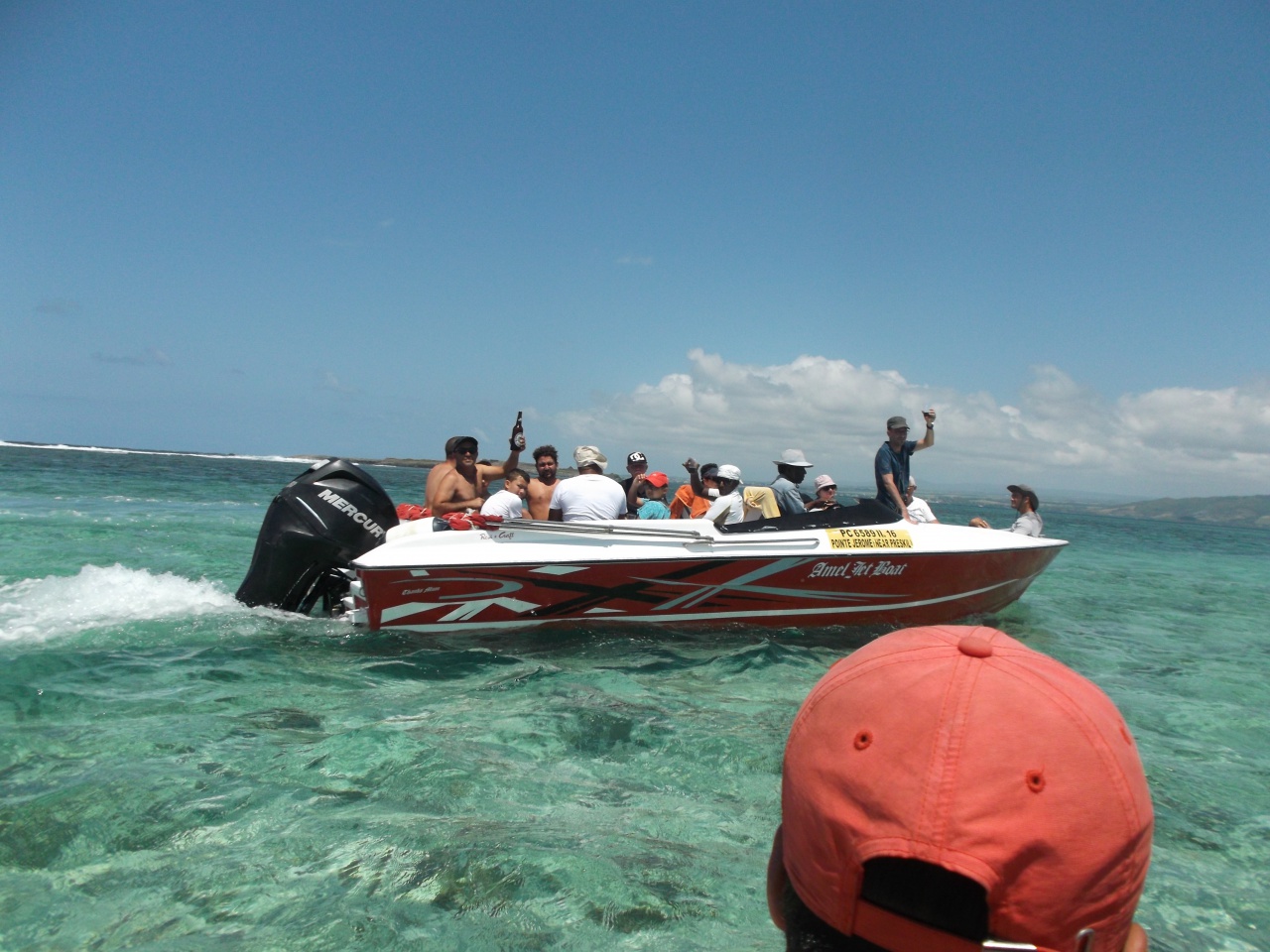 Concours de bateau rapide.