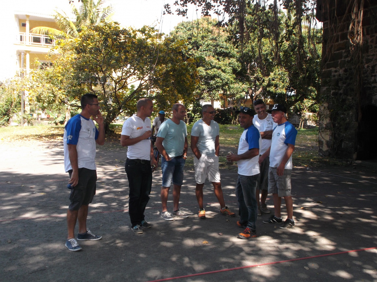 Discussions avant la compétition! Discussions avant la compétition!